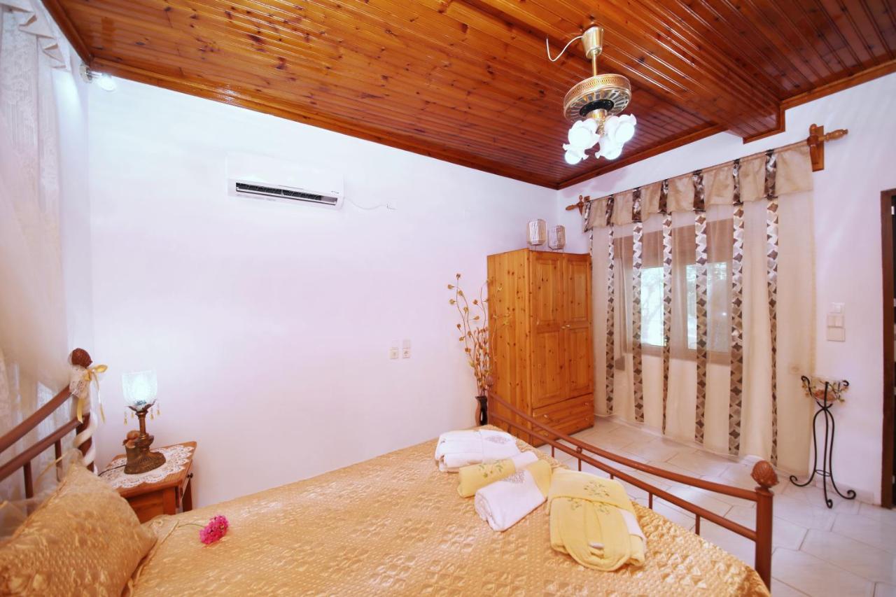 Vasia'S Small Villa Skopelos Town Ngoại thất bức ảnh